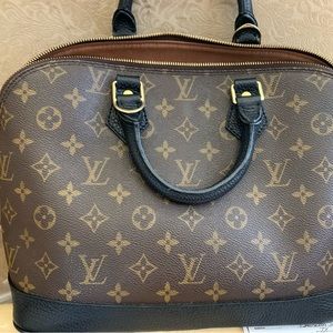 Louis Vuitton Alma PM- Customized-Altered -Excellent Condition